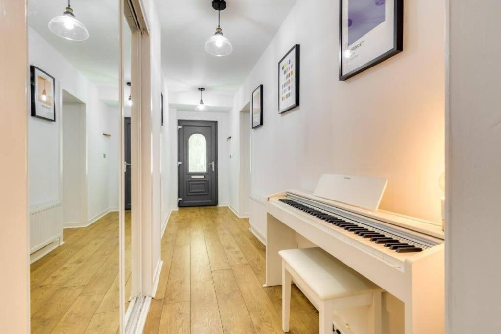 Lovely 2 Bedroom Garden Flat In Trendy West End กลาสโกว์ ภายนอก รูปภาพ