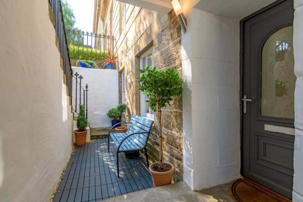 Lovely 2 Bedroom Garden Flat In Trendy West End กลาสโกว์ ภายนอก รูปภาพ